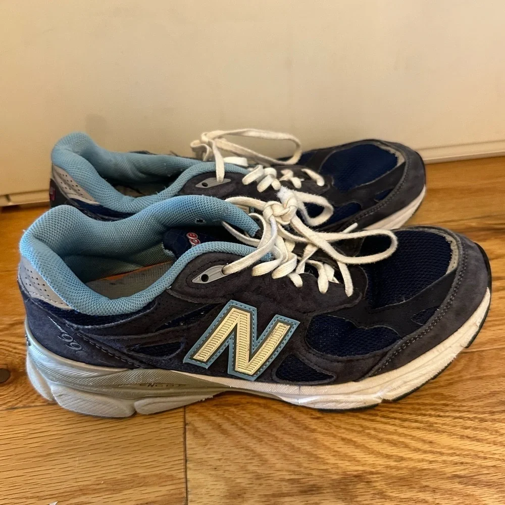 Vintage New Balance Navy 990v3 Sneakers